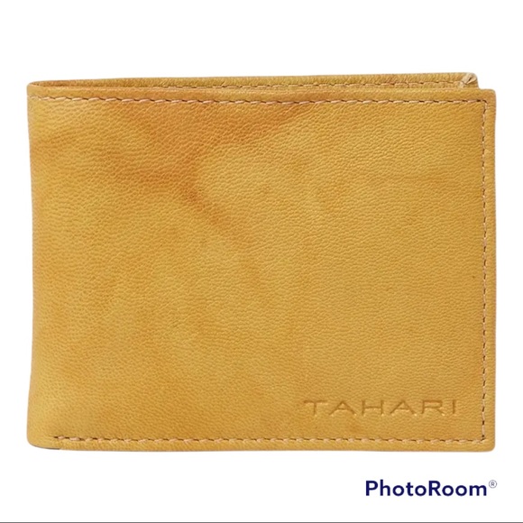 NWT Tahari Leather RFID Blocking Wallet - Picture 3 of 7